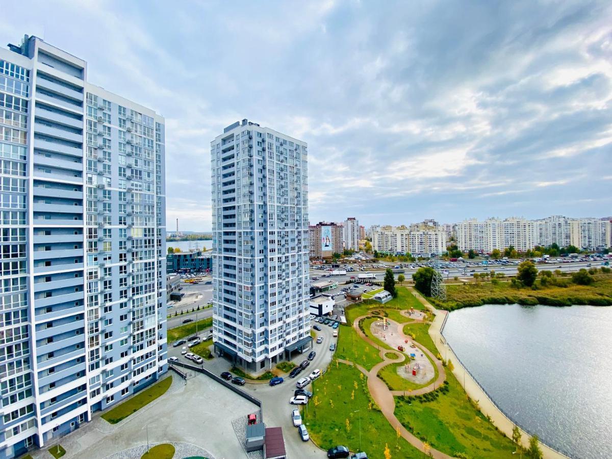 Myfreedom Апартаменти Метро Харківська Kiew Exterior foto