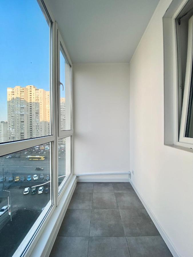 Myfreedom Апартаменти Метро Харківська Kiew Exterior foto